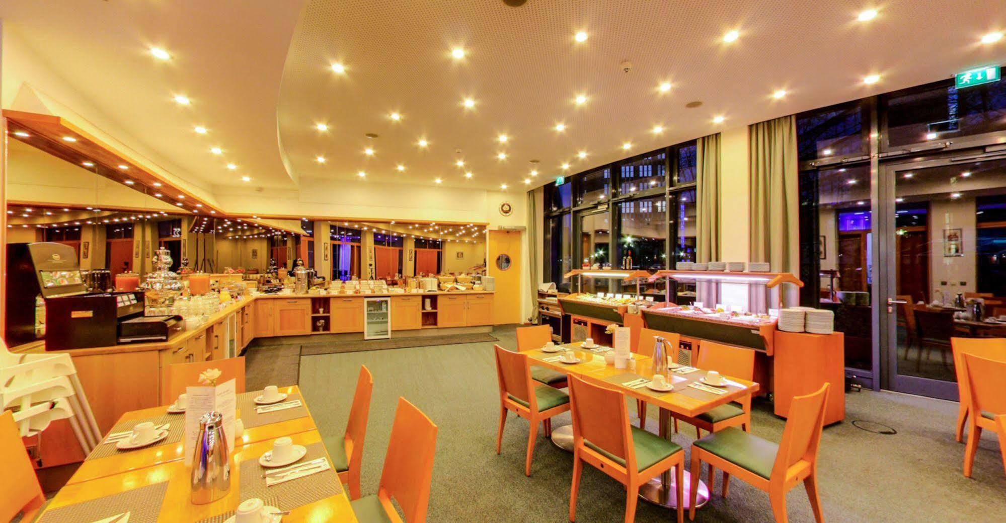 Hotel Am Borsigturm Berlin Exterior photo